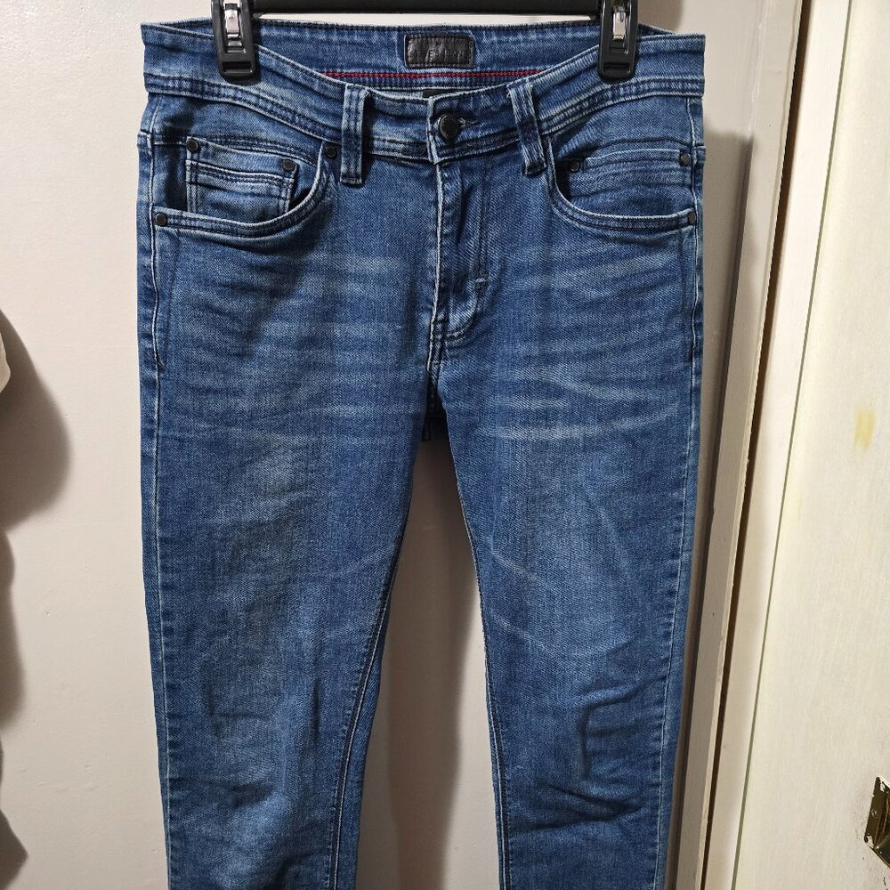 STEVES distressed denim jeans 30x32